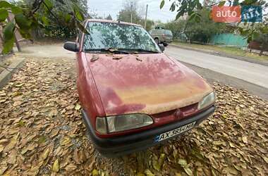 Хэтчбек Renault 19 1995 в 