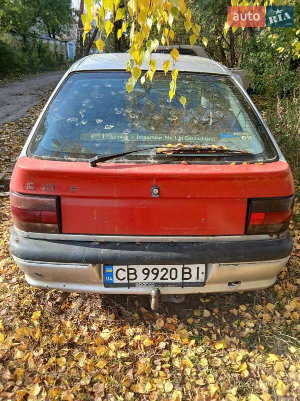 Хэтчбек Renault 19 1991 в Чернигове фото Хэтчбек Renault 19 1991 в Чернигове