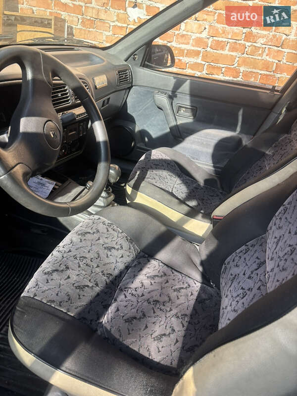 Седан Renault 19 1994 в Хмельницькому