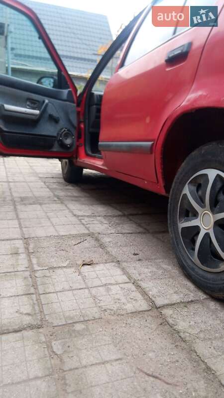 Хетчбек Renault 19 1990 в Кропивницькому