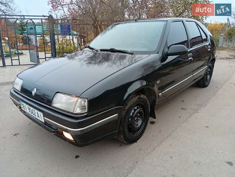 Хэтчбек Renault 19 1991 в Полтаве фото 2 Хэтчбек Renault 19 1991 в Полтаве