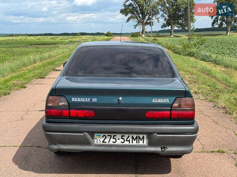 Седан Renault 19 1998 в Варве фото 5 Седан Renault 19 1998 в Варве