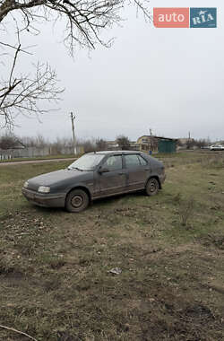 Хетчбек Renault 19 1992 в Ізюмі
