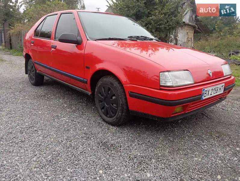 Renault 19