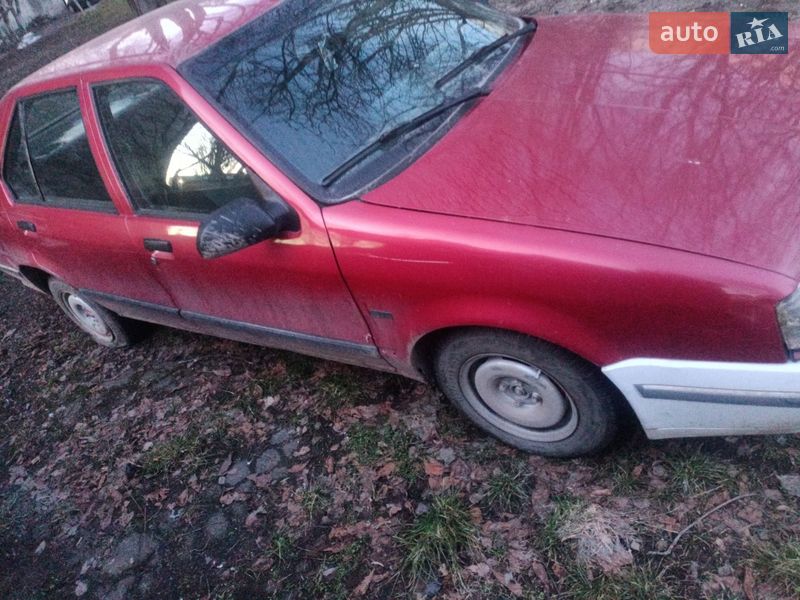 Седан Renault 19 1992 в Чернівцях