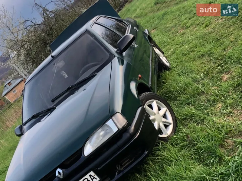 Renault 19