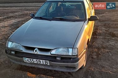 Седан Renault 19 1993 в Оженине