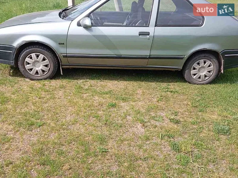 Renault 19