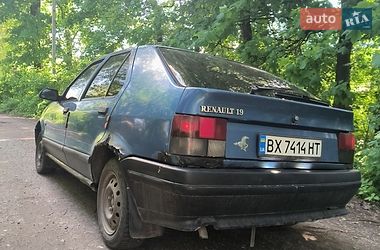 Хетчбек Renault 19 1992 в Красилові