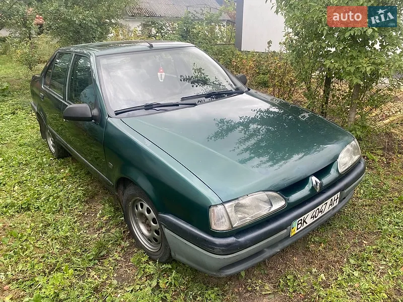 Renault 19 1999