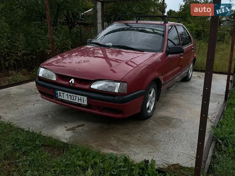 Renault 19