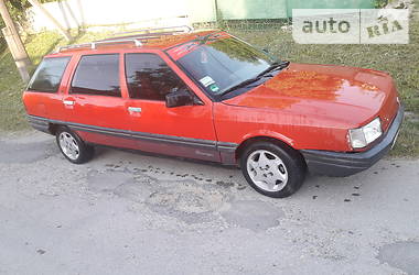 Универсал Renault 21 1989 в Виньковцах