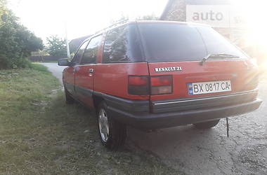 Универсал Renault 21 1989 в Виньковцах