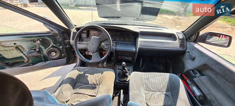 Хэтчбек Renault 21 1990 в Киеве фото 7 Хэтчбек Renault 21 1990 в Киеве