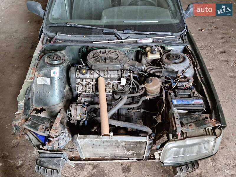 Хэтчбек Renault 21 1990 в Киеве фото 4 Хэтчбек Renault 21 1990 в Киеве