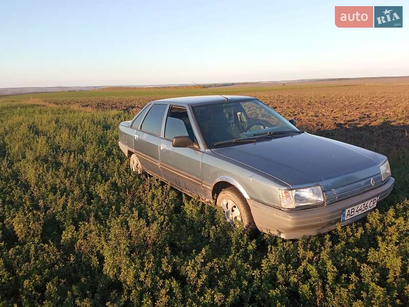 Седан Renault 21 1987 в Томашполе