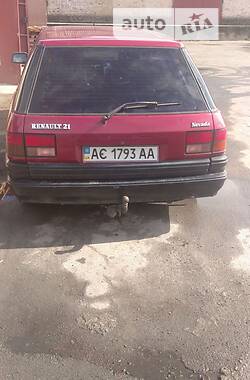 Универсал Renault 21 1991 в Владимир-Волынском
