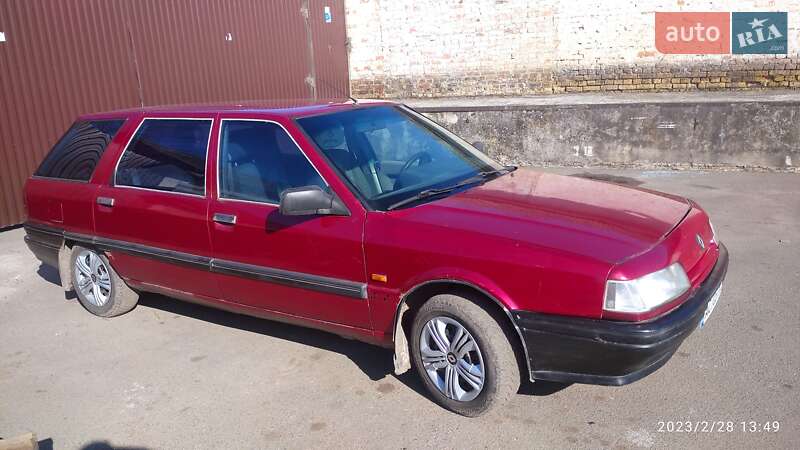 Универсал Renault 21 1991 в Владимире