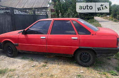 Седан Renault 21 1986 в Кам'янському