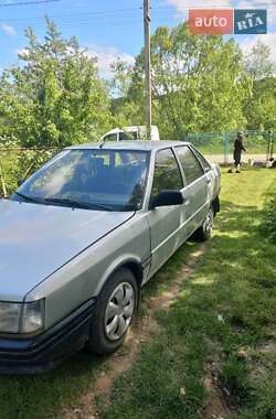 Седан Renault 21 1986 в Бориславе