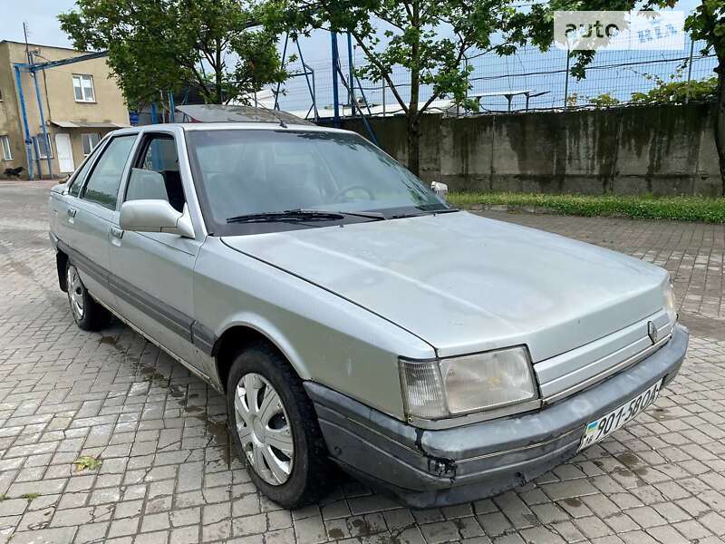 Седан Renault 21 1990 в Одессе
