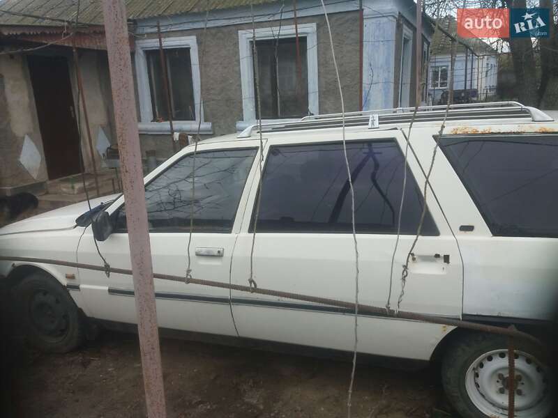 Универсал Renault 21 1987 в Веселинове фото 4 Универсал Renault 21 1987 в Веселинове