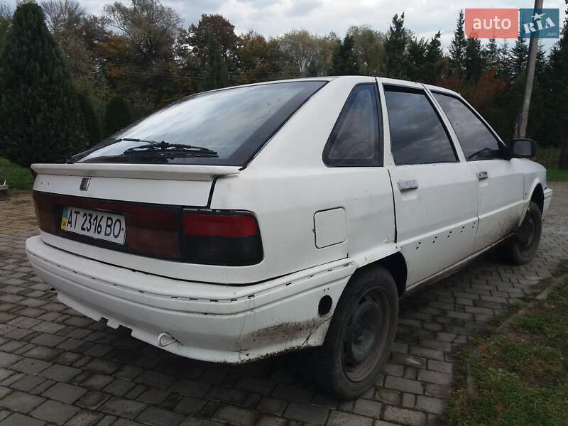 Хэтчбек Renault 21 1989 в Калуше