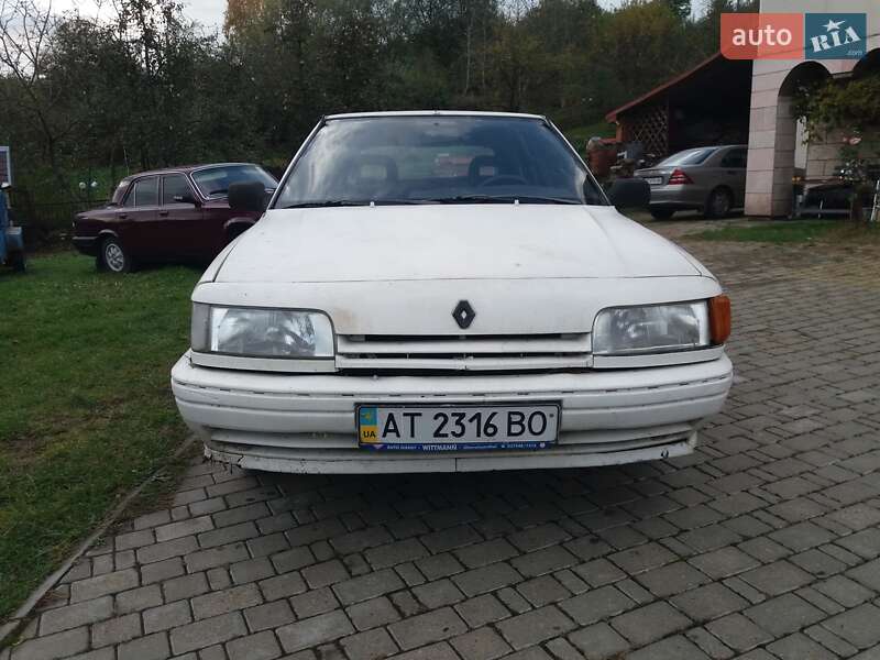 Хэтчбек Renault 21 1989 в Калуше