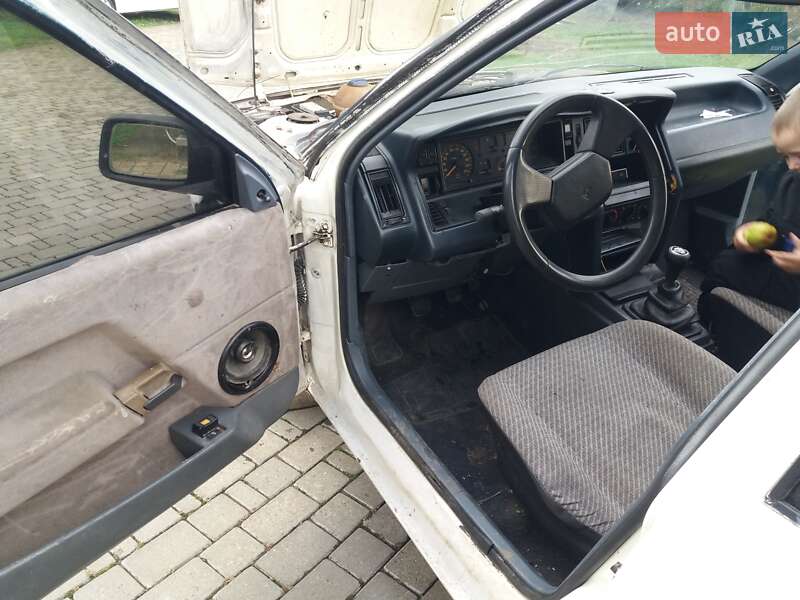 Хэтчбек Renault 21 1989 в Калуше