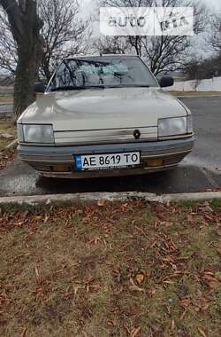 Седан Renault 21 1986 в Миколаєві