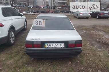 Седан Renault 21 1988 в Киеве