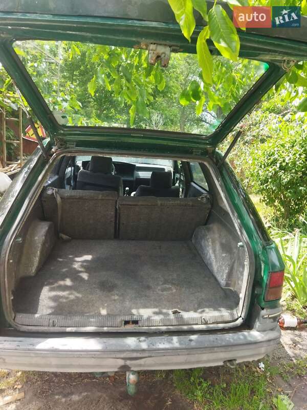 Универсал Renault 21 1990 в Каменском