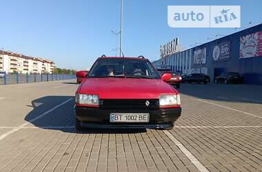 Универсал Renault 21 1987 в Славуте