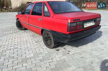 Седан Renault 21 1988 в Жовтих Водах