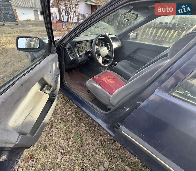 Хэтчбек Renault 21 1990 в Березному фото 8 Хэтчбек Renault 21 1990 в Березному