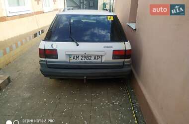 Універсал Renault 21 1994 в 