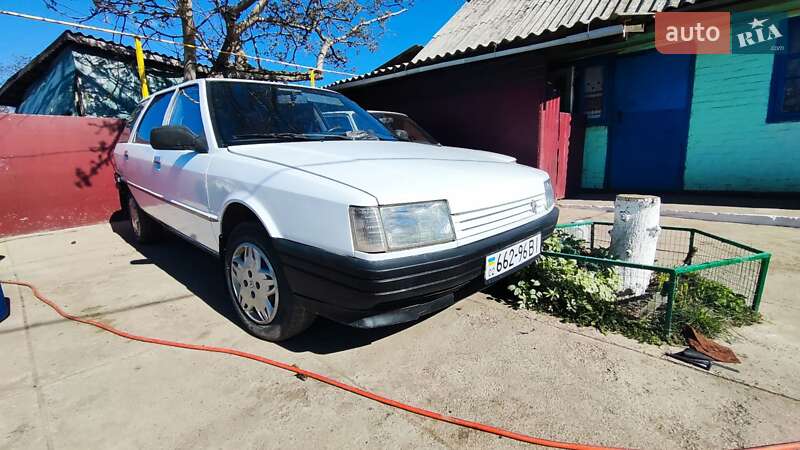 Універсал Renault 21 1990 в 