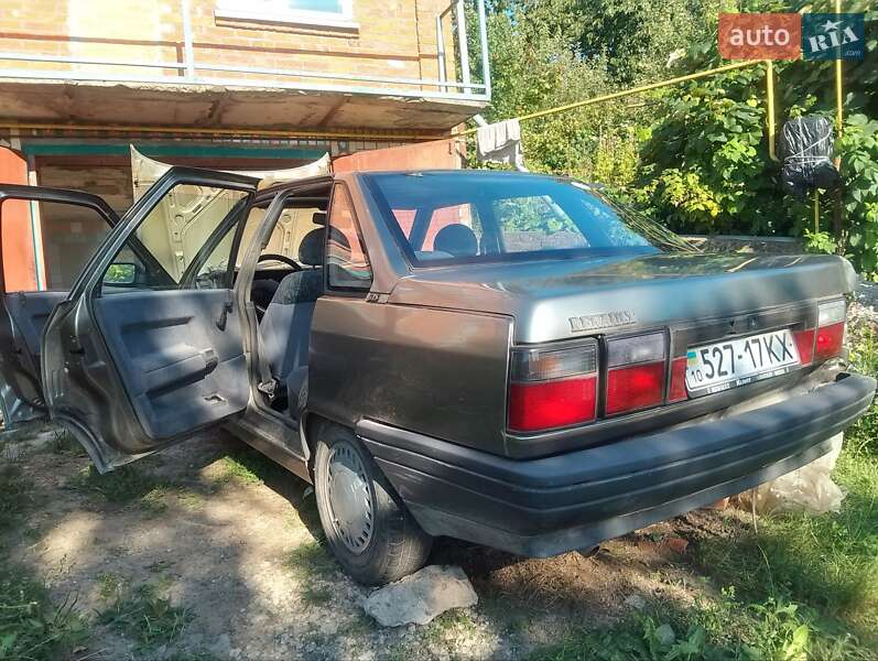 Седан Renault 21 1987 в Хмельницком