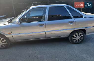 Седан Renault 21 1989 в Киеве