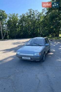 Седан Renault 21 1987 в Благовещенском