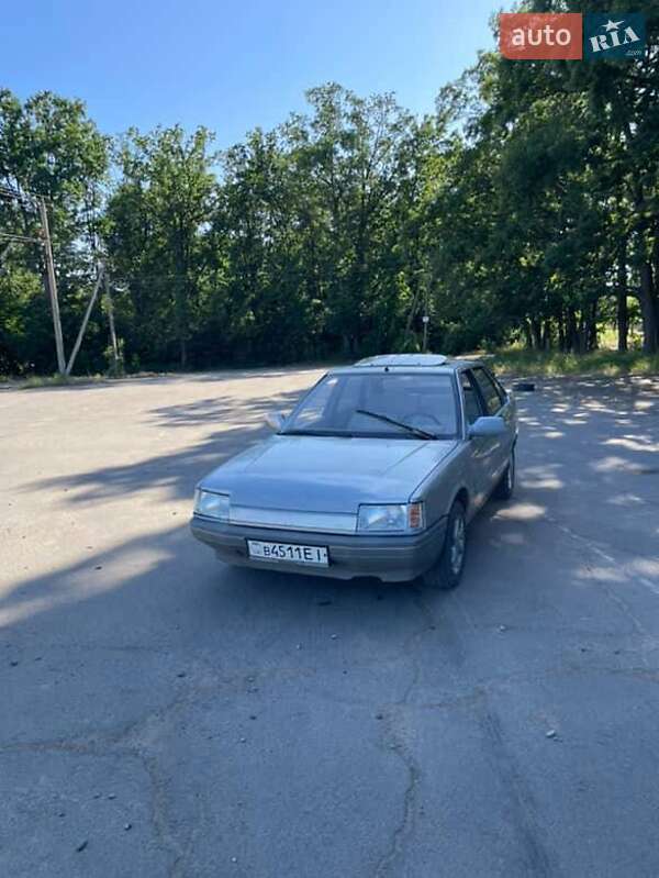 Седан Renault 21 1987 в Благовещенском фото Седан Renault 21 1987 в Благовещенском