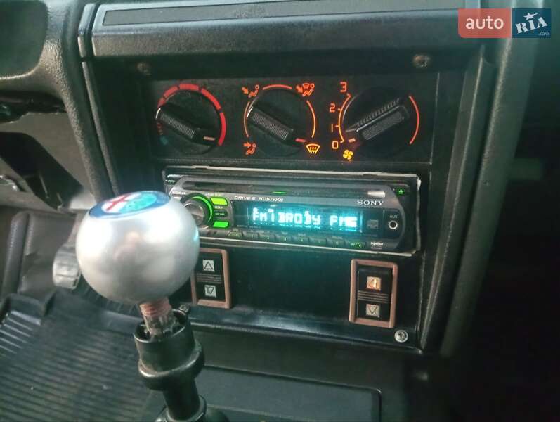 Седан Renault 21 1988 в Радивилове