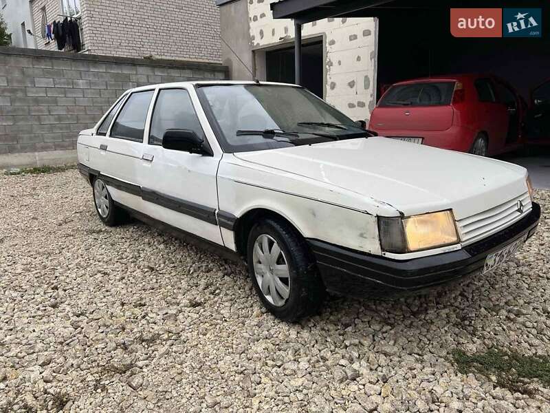 Седан Renault 21 1988 в Кременці