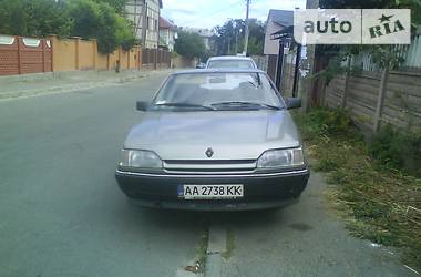 Хэтчбек Renault 25 1989 в Киеве