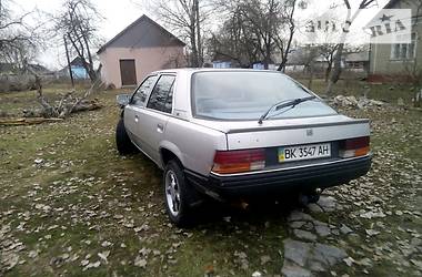 Хетчбек Renault 25 1988 в Кореці