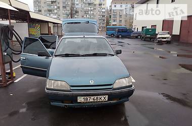 Седан Renault 25 1988 в Новой Каховке