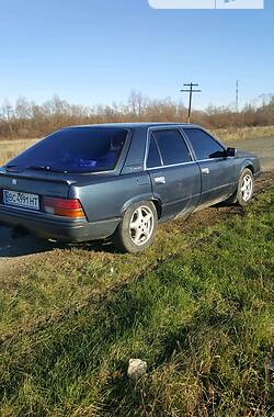 Лифтбек Renault 25 1986 в 