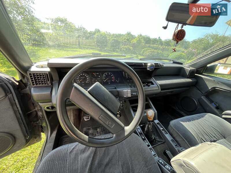 Хэтчбек Renault 25 1986 в Львове