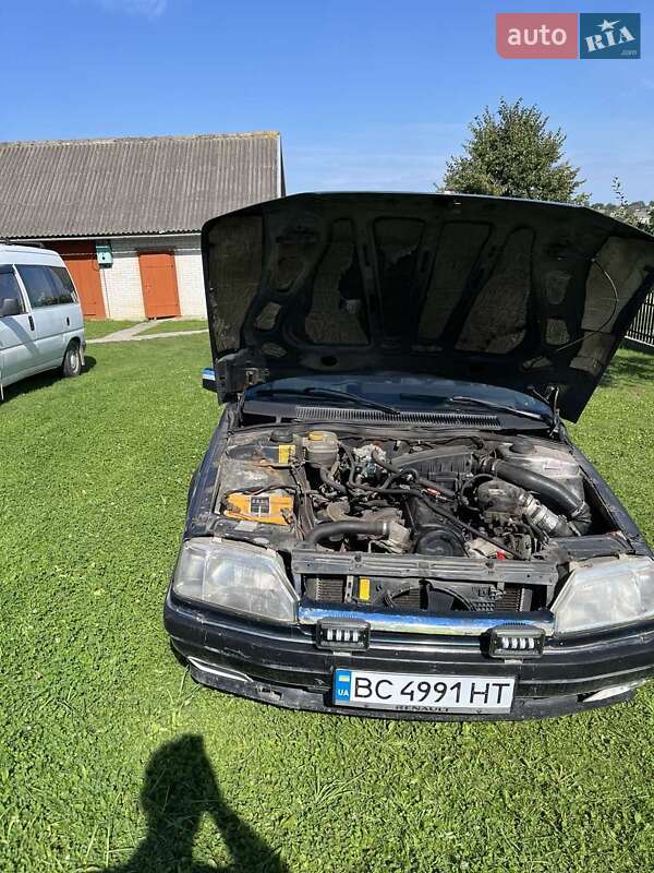 Хэтчбек Renault 25 1986 в Львове