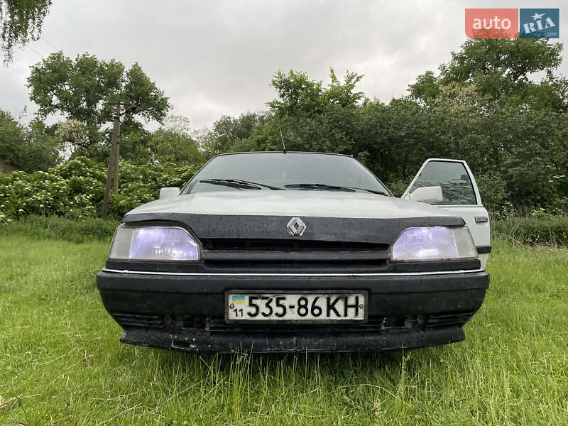 Хэтчбек Renault 25 1991 в Прилуках